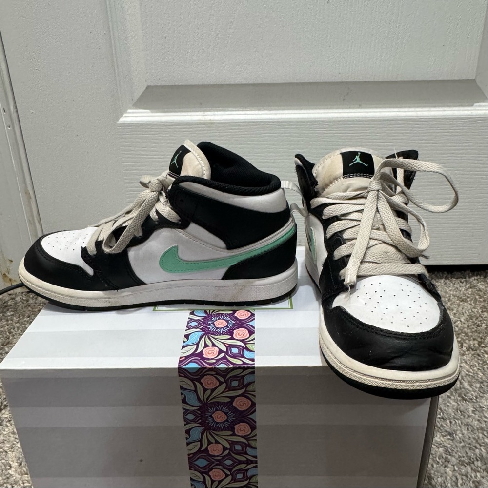 Nike Air Jordan 1 Mid- Little Kids 2- $28